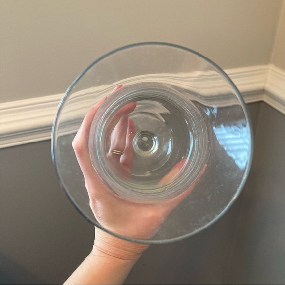 4/$10 - Hard Rock Cafe Baltimore Hurricane Glass - Picture 4 of 5